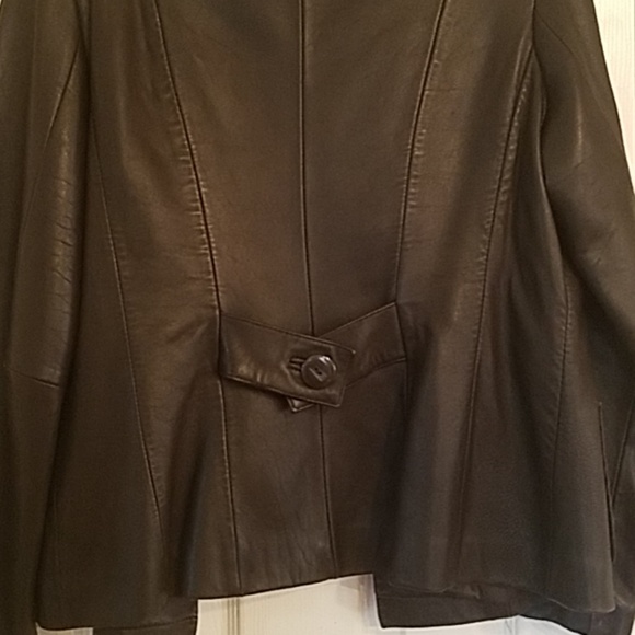 *24 Hour SALE*Jones of New York Leather jacket - Picture 5 of 6